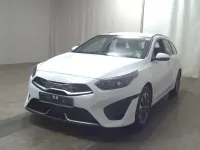 Gebraucht Kia Ceed Vision 141 PS (103 kW) 2022 Weiss Kleinwagen