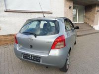 Gebraucht Toyota Yaris Sol 69 PS (50 kW) 2006 Silber Kleinwagen