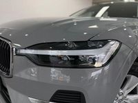 Gebraucht Volvo XC60 250 PS (183 kW) 2024 Grau SUV