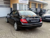 Gebraucht Mercedes C200 Avantgarde 136 PS (100 kW) 2011 Schwarz Limousine
