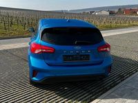 Gebraucht Ford Focus Titanium 125 PS (91 kW) 2019 Blau Limousine