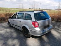 Gebraucht Opel Astra 115 PS (84 kW) 2009 Silber Kleinwagen