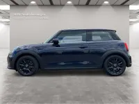 Gebraucht Mini Cooper 136 PS (100 kW) 2023 Blau Kleinwagen