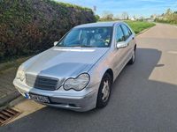 Gebraucht Mercedes C180 129 PS (94 kW) 2000 Silber Limousine
