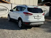 Usado Ford Kuga Titanium 163 HP (119 kW) 2013 Branco SUV