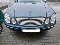 Gebraucht Mercedes E220 Elegance 150 PS (110 kW) 2004 Schwarz Kombi