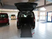 Second-hand VW Caddy Move 122 CP (89 kW) 2021 Negru Monovolum