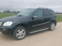 Gebraucht Mercedes ML280 190 PS (139 kW) 2006 Schwarz SUV