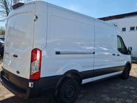 Gebraucht Ford Transit Trend 131 PS (96 kW) 2021 Weiß Van / Kleinbus