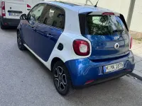 Usata Smart ForFour Prime 90 CV (66 kW) 2017 Blu Utilitaria