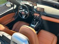 Gebraucht Fiat 124 Spider 140 PS (102 kW) 2016 Schwarz Cabrio