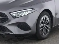 Gebraucht Mercedes A180 Advanced 136 PS (100 kW) 2025 lack mountaingrau Limousine