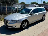 Gebraucht Volvo V70 Standard 150 PS (110 kW) 2016 Silber Kombi