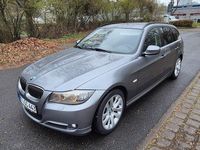 Gebraucht BMW 320 Exclusive 184 PS (135 kW) 2011 Grau Kombi