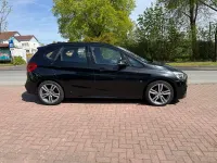Gebraucht BMW 218 Active Tourer M Sport 150 PS (110 kW) 2017 Saphirschwarz Van / Kleinbus