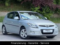 Gebraucht Hyundai i30 126 PS (92 kW) 2010 Silber Limousine