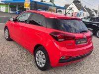 Gebraucht Hyundai i20 Select 101 PS (74 kW) 2020 Rot Kleinwagen
