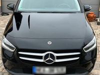 Gebraucht Mercedes E250 218 PS (160 kW) 2022 Schwarz Kombi