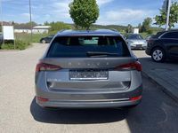 Gebraucht Skoda Octavia Style 190 PS (139 kW) 2022 Grau Kombi