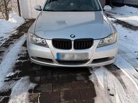 Gebraucht BMW 320 150 PS (110 kW) 2007 Silber Limousine