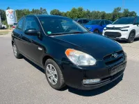 Gebraucht Hyundai Accent 97 PS (71 kW) 2010 Schwarz Limousine