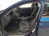 Gebraucht Skoda Superb 200 PS (147 kW) 2021 Lavablau metallic Kombi