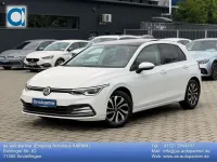 Gebraucht VW Golf VIII 150 PS (110 kW) 2022 Weiß Limousine