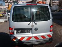 Second-hand VW T5 140 CP (102 kW) 2014 Argintiu Van