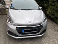 Gebraucht Peugeot 208 99 PS (72 kW) 2016 Silber Kleinwagen