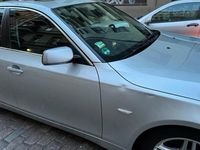 Gebraucht BMW 525 192 PS (141 kW) 2004 Silber Limousine