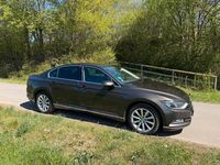 Second-hand VW Passat 150 CP (110 kW) 2016 Maro Berlinǎ