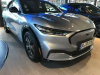 Gebraucht Ford Mustang Mach-E 275 kW (375 PS) 2022 Iced blue silver SUV