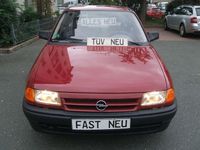 Usata Opel Astra 65 CV (47 kW) 1994 Rosso Berlina