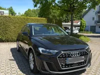 Używany Audi A1 85 KM (62 kW) 2024 Czarny SUV