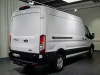 Gebraucht Ford Transit Trend 131 PS (96 kW) 2025 Weiß, frozen white Limousine