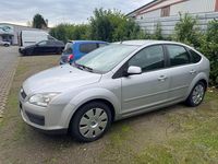 Gebraucht Ford Focus Style 101 PS (74 kW) 2007 Silber Limousine