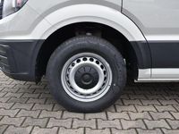 Neu VW Crafter 140 PS (102 kW) 2025 Ascot grau Van