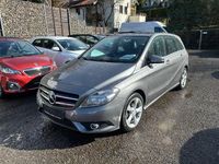 Gebraucht Mercedes B200 156 PS (114 kW) 2013 Grau Van / Kleinbus