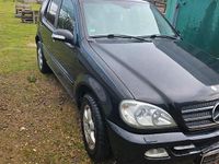 Second-hand Mercedes ML400 2004 Negru SUV