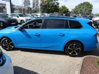 Neu Opel Astra Edition 131 PS (96 kW) 2025 Athletik blau Kombi