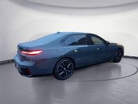 Neu BMW 740 299 PS (219 kW) 2026 Grau Limousine