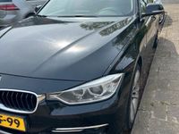 gebraucht BMW 320 F30 D Bi-xenon luxery