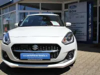 Gebraucht Suzuki Swift Comfort 83 PS (61 kW) 2021 Pure white metallic Kleinwagen