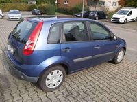 Gebraucht Ford Fiesta Ambiente 69 PS (50 kW) 2006 Blau metallic Kleinwagen