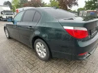 Gebraucht BMW 523 177 PS (130 kW) 2005 Oxfordgruen 2 metallic Limousine