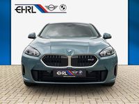 Neu BMW 120 Performance 170 PS (125 kW) 2025 Grün Kleinwagen