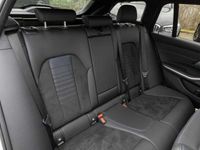 Gebraucht BMW M340 Performance 340 PS (250 kW) 2022 Alpinweiss Limousine