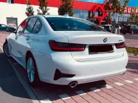 Gebraucht BMW 320 190 PS (139 kW) 2019 Weiß Limousine