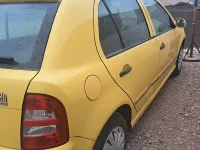 Gebraucht Skoda Fabia 75 PS (55 kW) 2001 Gelb Kleinwagen