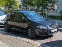 Second-hand Seat Leon Reference 105 CP (77 kW) 2012 Negru Berlinǎ
